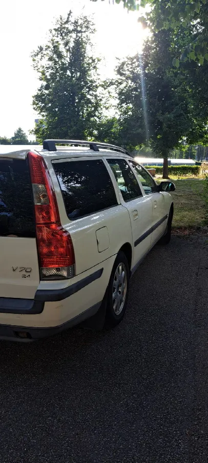 Volvo V70 II 2001, bild 4 av 4