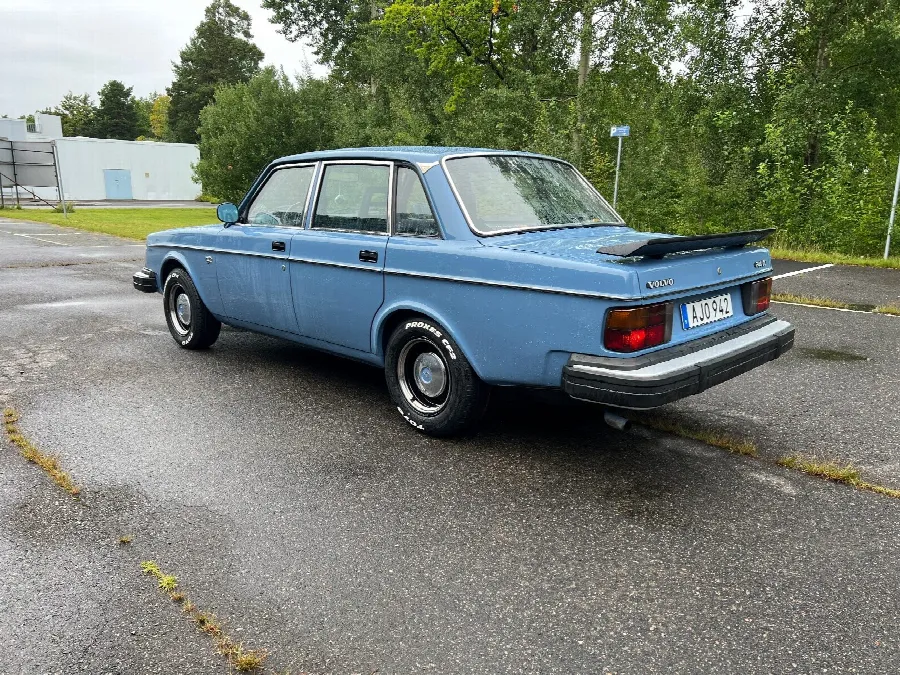 Volvo 244 1979, bild 3 av 8