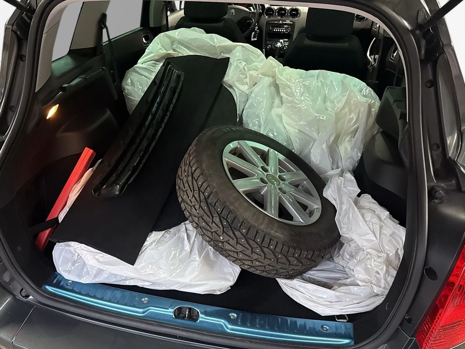 Peugeot 308 SW Peugot 308SW 1,6D 114hk Automat Glastak DRAG Vinterhjul NY Kamrem, bild 10 av 12