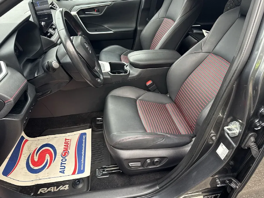 Toyota RAV4 Plug-in Hybrid X Edition Drag Fotsteg Vinterhjul, bild 12 av 12
