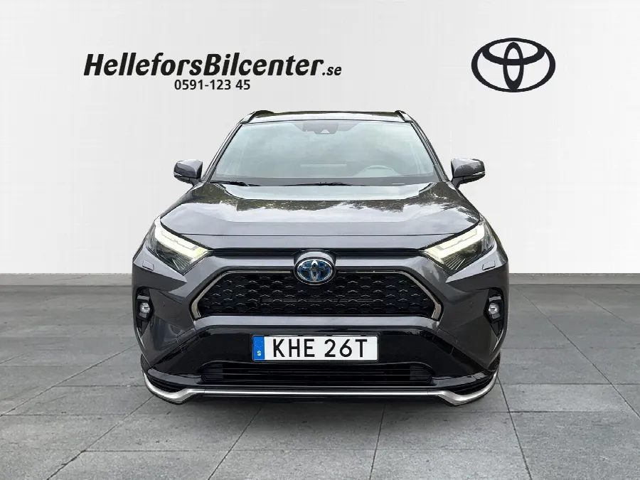 Toyota RAV4 Plug-in Hybrid X Edition Drag Fotsteg Vinterhjul, bild 5 av 12