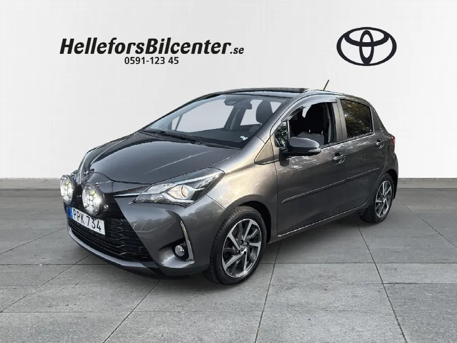 Toyota Yaris Hybrid Active Motorv V-hjul Exljus, bild 1 av 12
