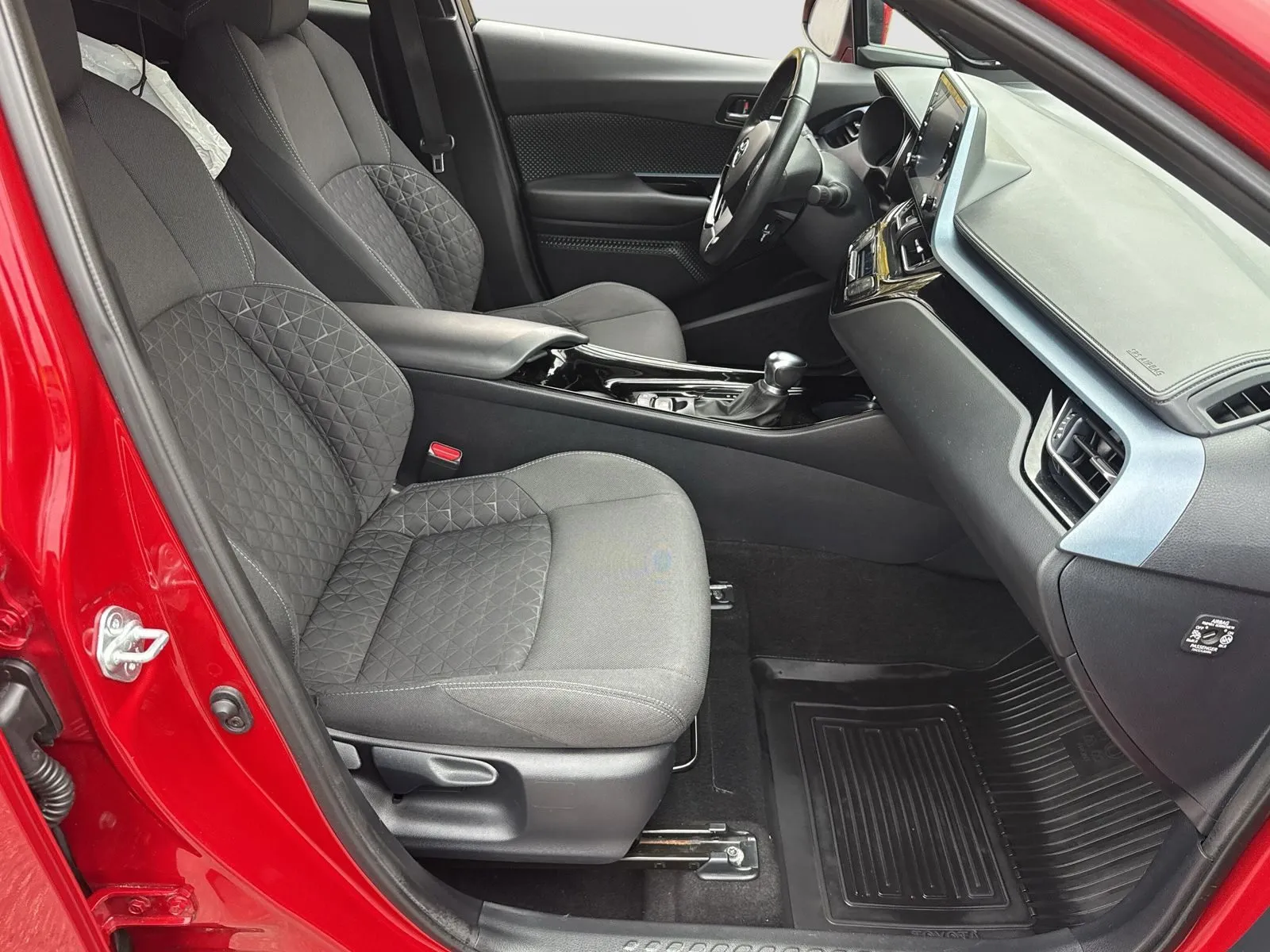 Toyota C-HR Hybrid CHR 1,8 X-edt Teknik JBL Carplay Vhjul Psensorer Bi-Led BSM, bild 6 av 12