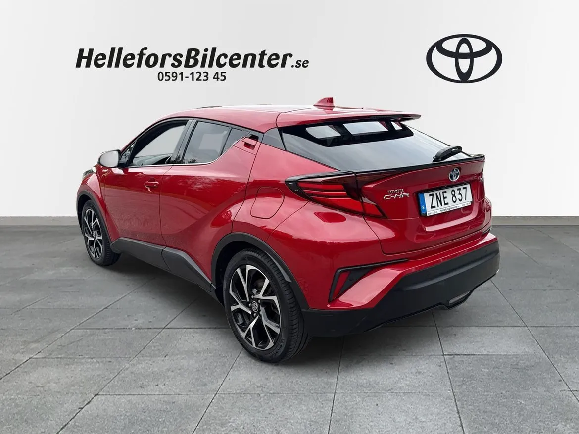 Toyota C-HR Hybrid CHR 1,8 X-edt Teknik JBL Carplay Vhjul Psensorer Bi-Led BSM, bild 2 av 12