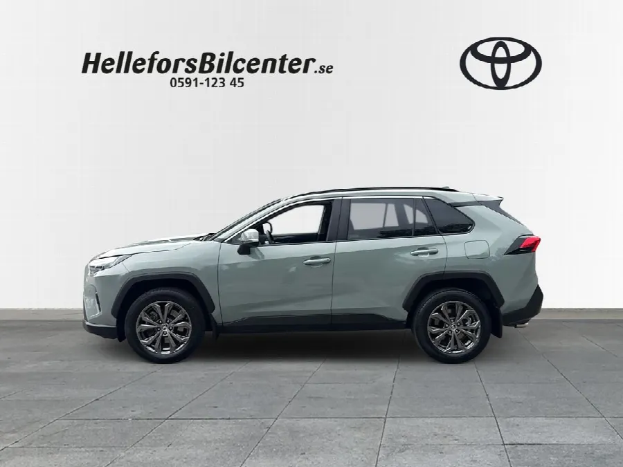Toyota RAV4 Hybrid AWD-i 222hk Executiv Vinterhjul Carplay Skinn, bild 3 av 12
