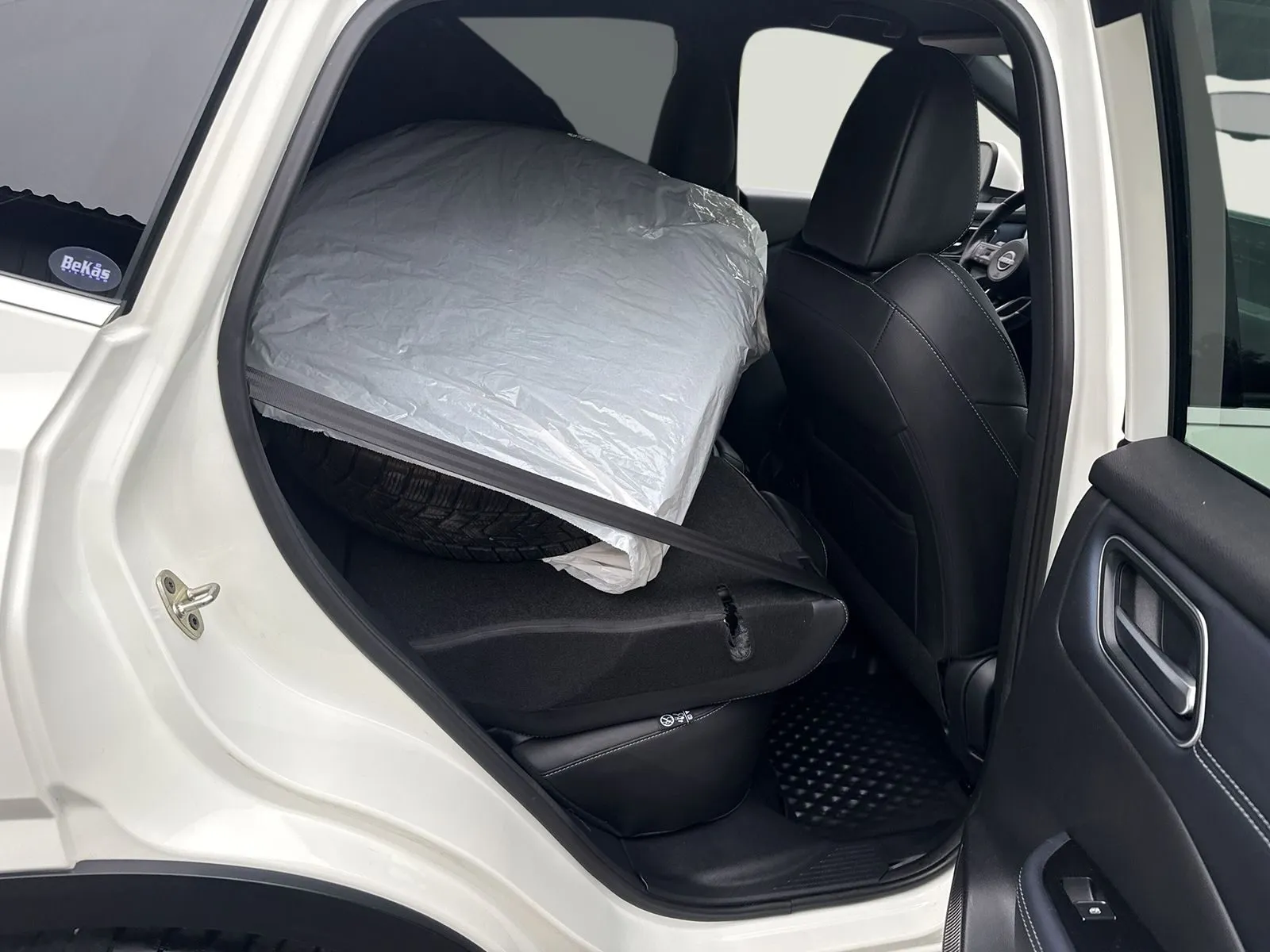 Nissan Qashqai MHEV AUT 360-kamera RattV HUD Carplay Vhjul, bild 8 av 12