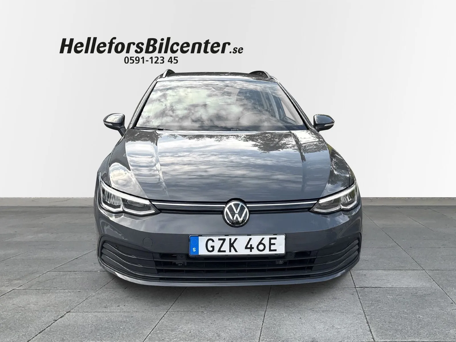 Volkswagen Golf Sportscombi Sportcombi AUT 130hk MHEV P-sensorer Carplay Vhjul E, bild 5 av 12