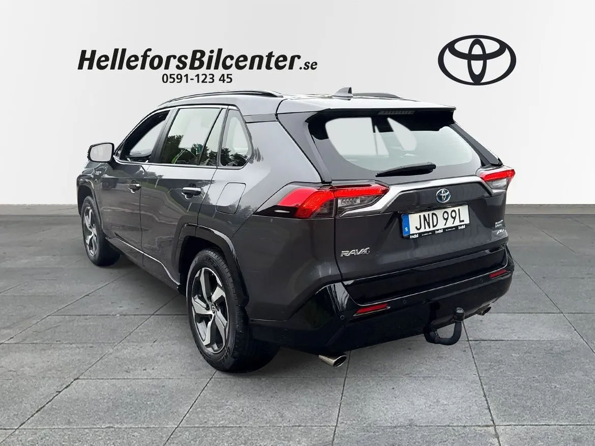 Toyota RAV4 Plug-in Hybrid 306hk Active Drag Vhjul, bild 2 av 12