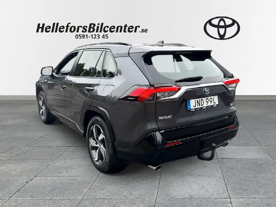 Toyota RAV4 Plug-in Hybrid 306hk Active Drag Vhjul, bild 2 av 12