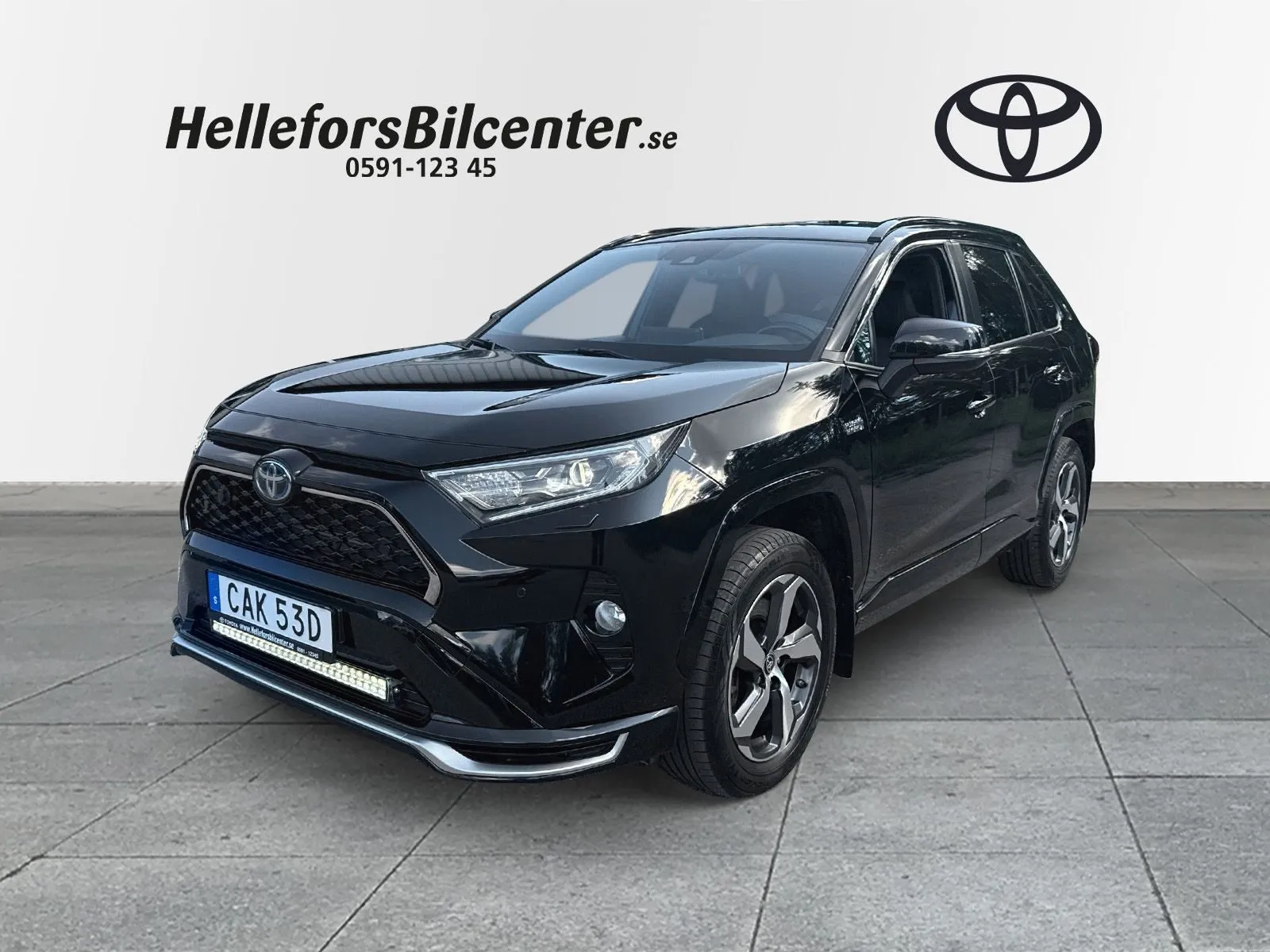 Toyota RAV4 Laddhybrid 306hk AWD-i Drag Motorv Ledramp Carplay Vhjul, bild 1 av 12
