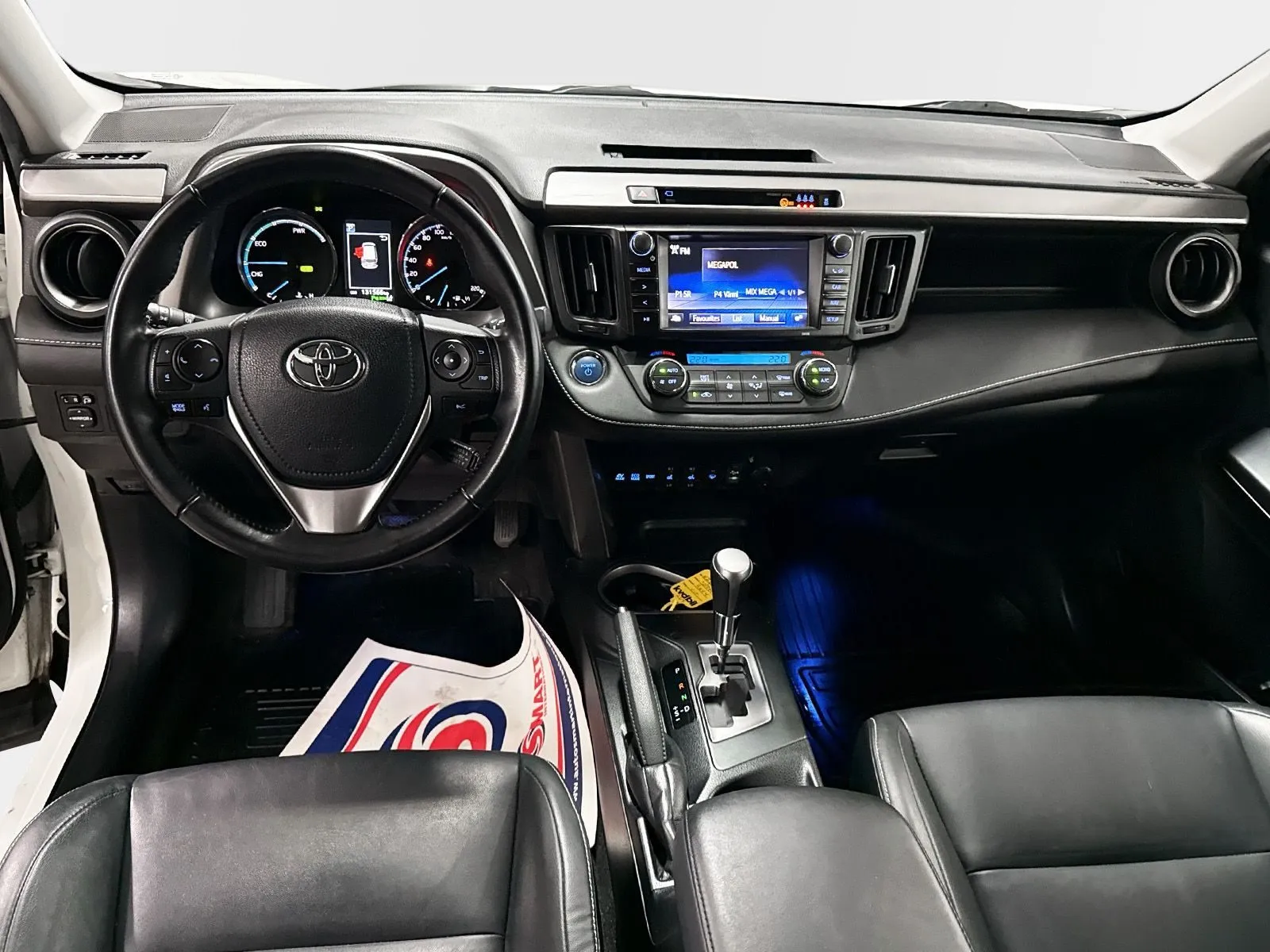 Toyota RAV4 Hybrid 200hk AWD-i Executiv Webasto Skinn 360kamera, bild 8 av 12