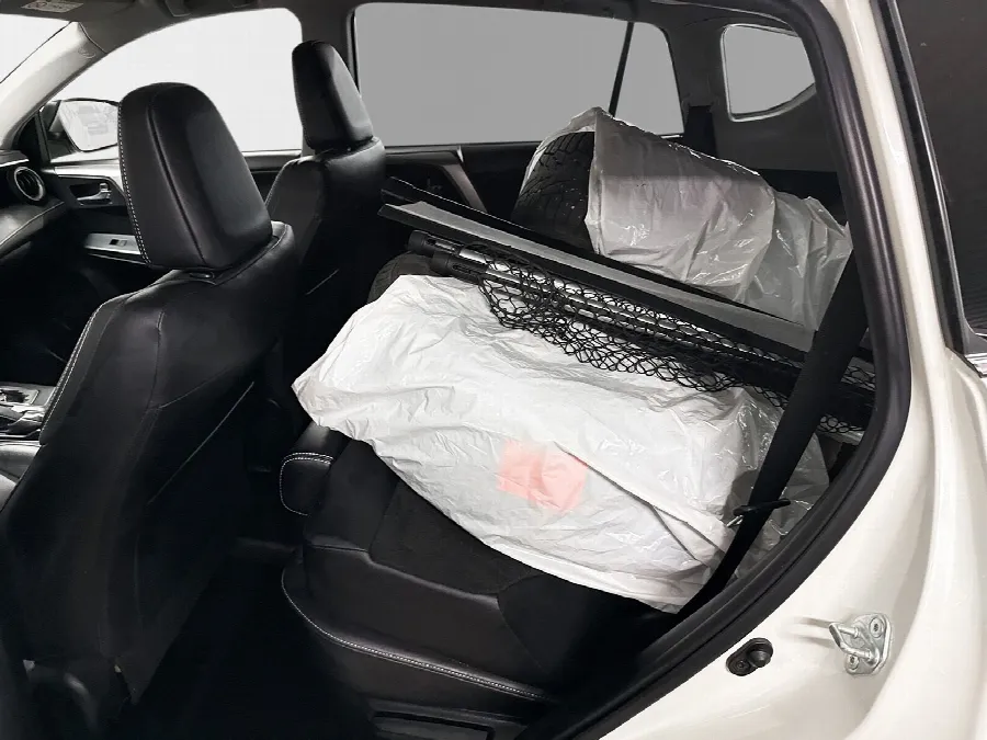 Toyota RAV4 Hybrid 200hk AWD-i Executiv Webasto Skinn 360kamera, bild 11 av 12
