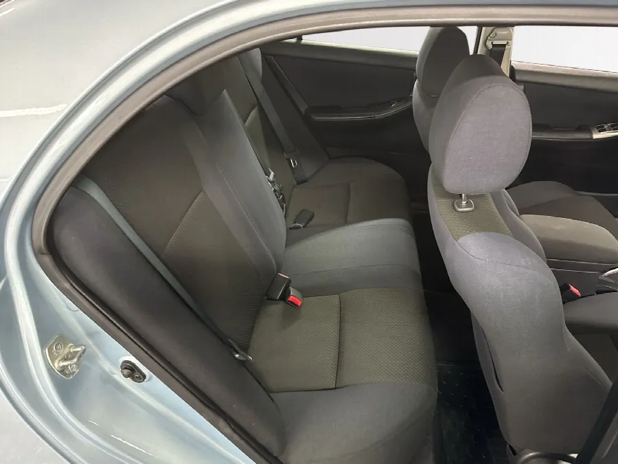 Toyota Corolla Sedan 1,6 Automat SOL Drag Motorv, bild 7 av 12