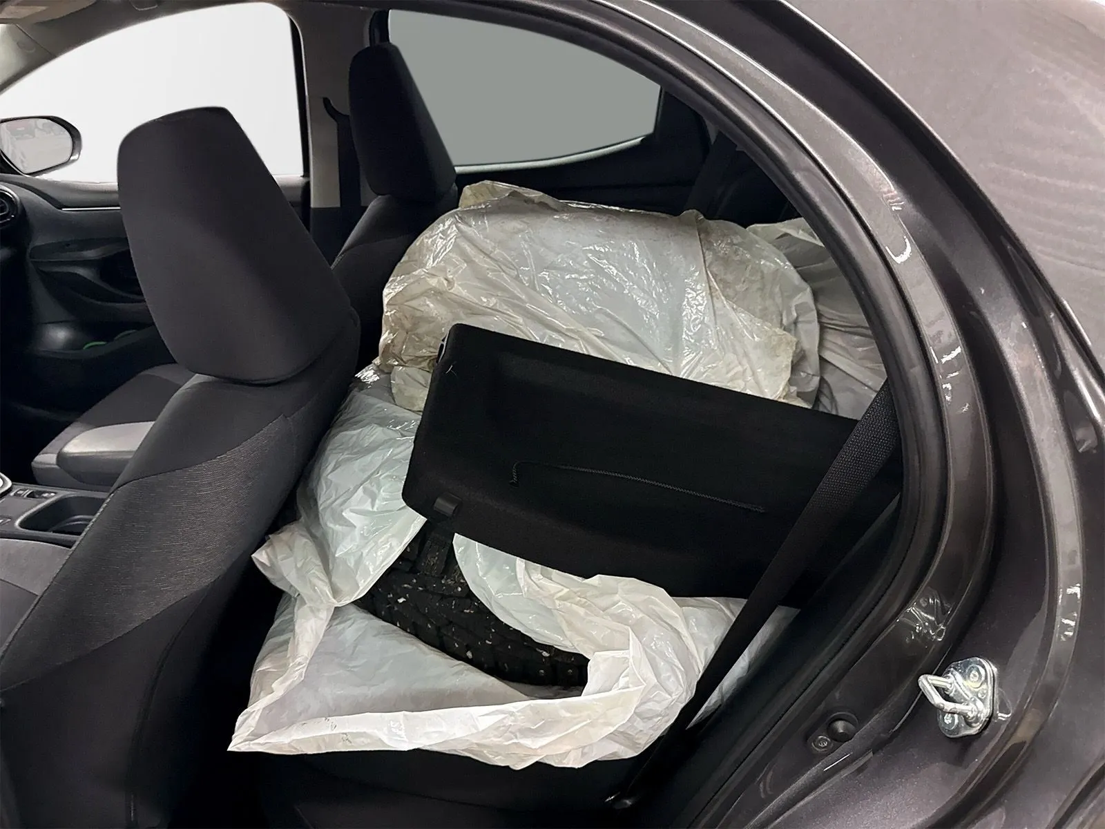 Toyota Yaris Hybrid Active Plus Motorv Vhjul Vhjul Carplay Rattv, bild 11 av 12