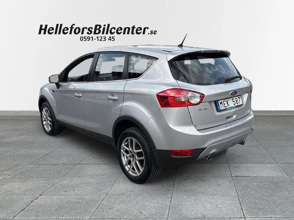 Ford Kuga 2,0D 140hk AWD Vhjul Motorv, bild 2 av 12