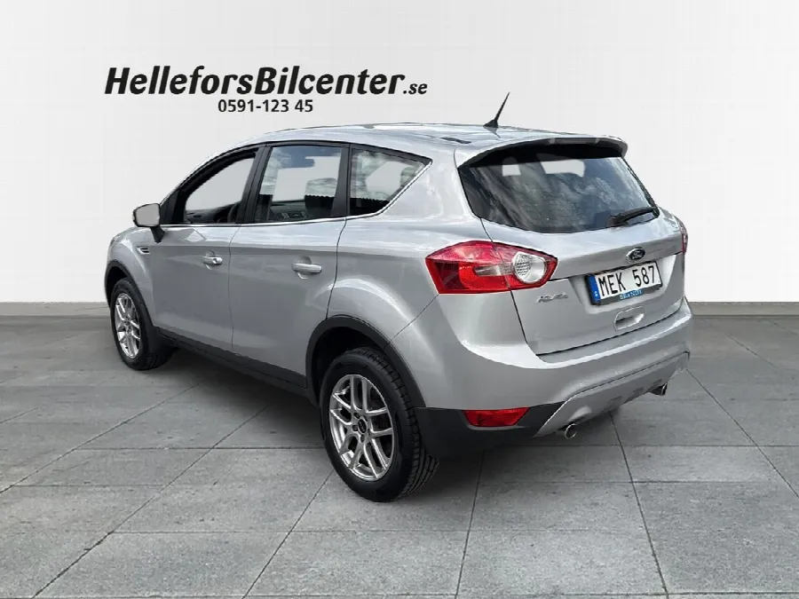 Ford Kuga 2,0D 140hk AWD Vhjul Motorv, bild 2 av 12