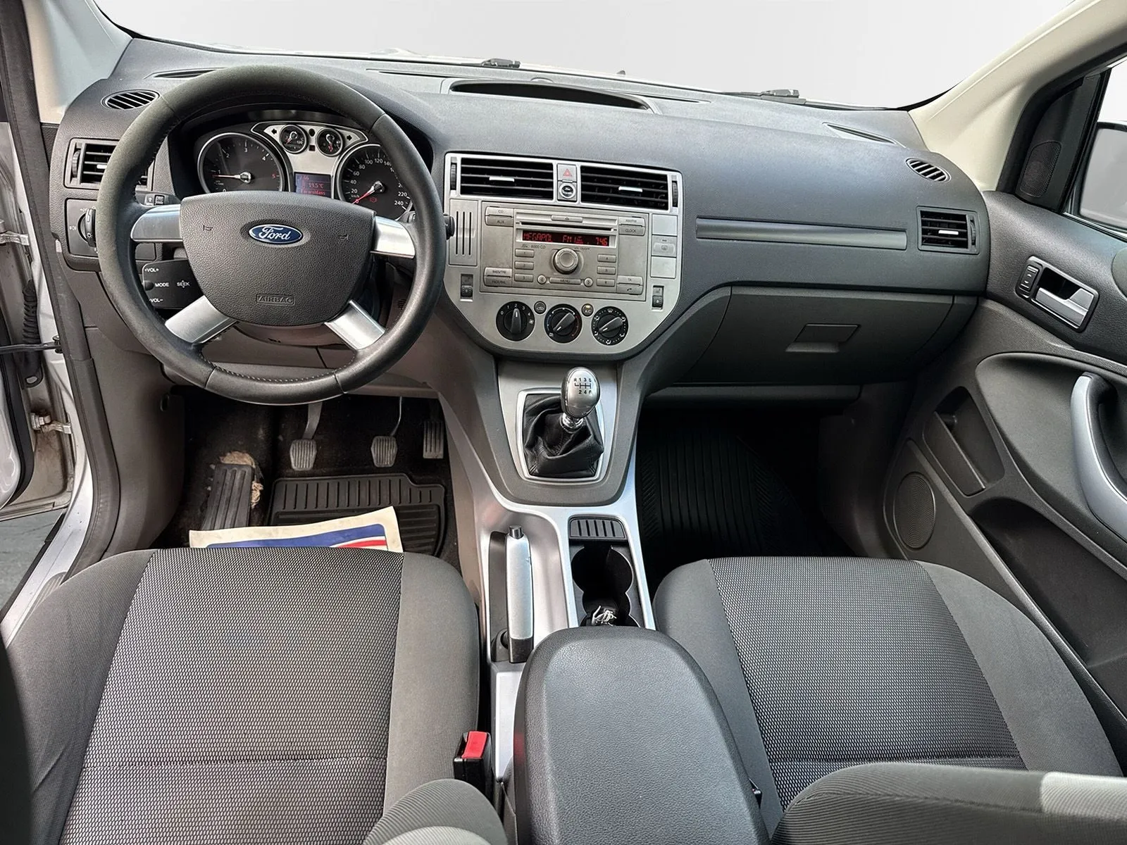 Ford Kuga 2,0D 140hk AWD Vhjul Motorv, bild 8 av 12