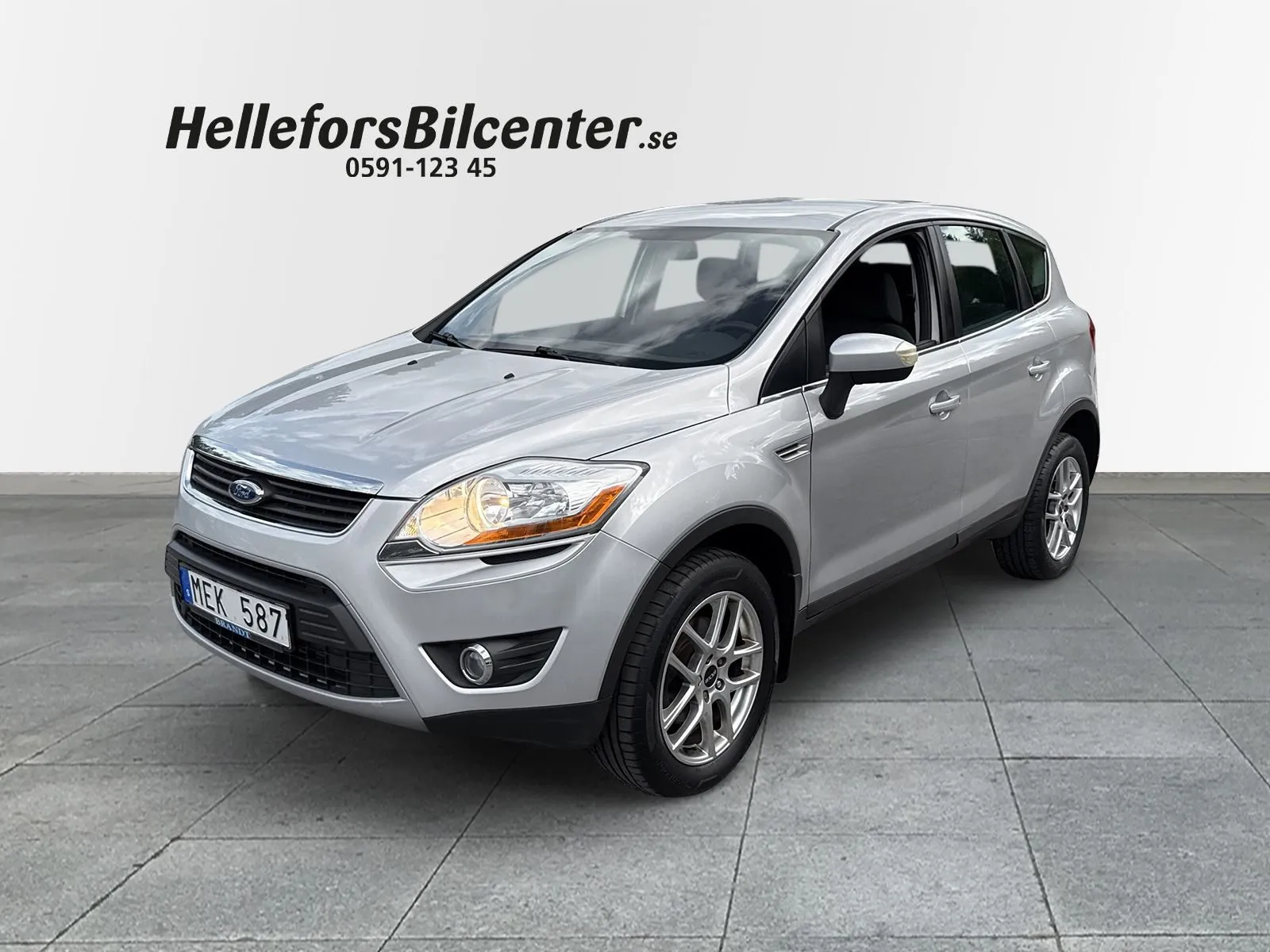 Ford Kuga 2,0D 140hk AWD Vhjul Motorv, bild 1 av 12