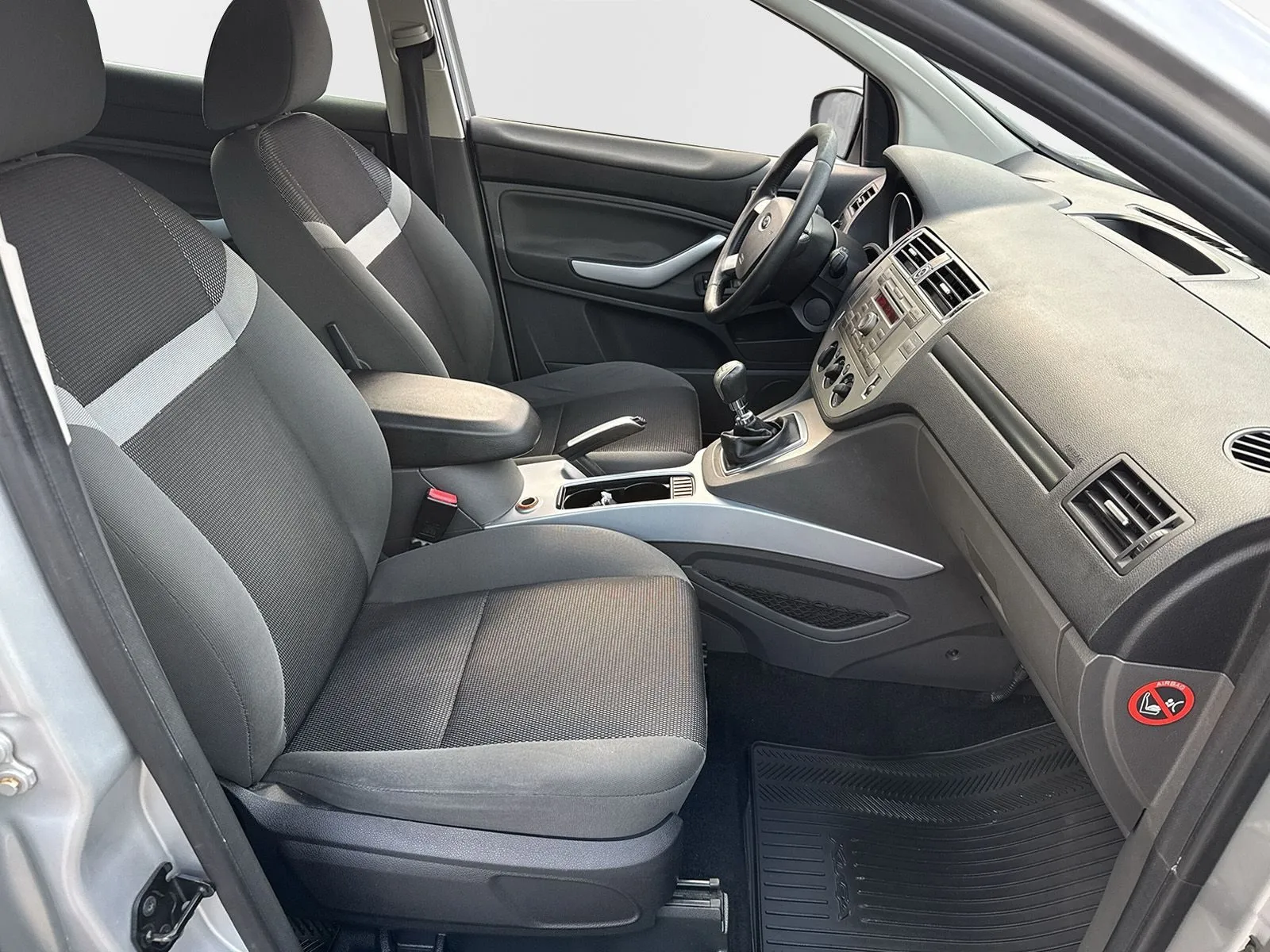 Ford Kuga 2,0D 140hk AWD Vhjul Motorv, bild 6 av 12