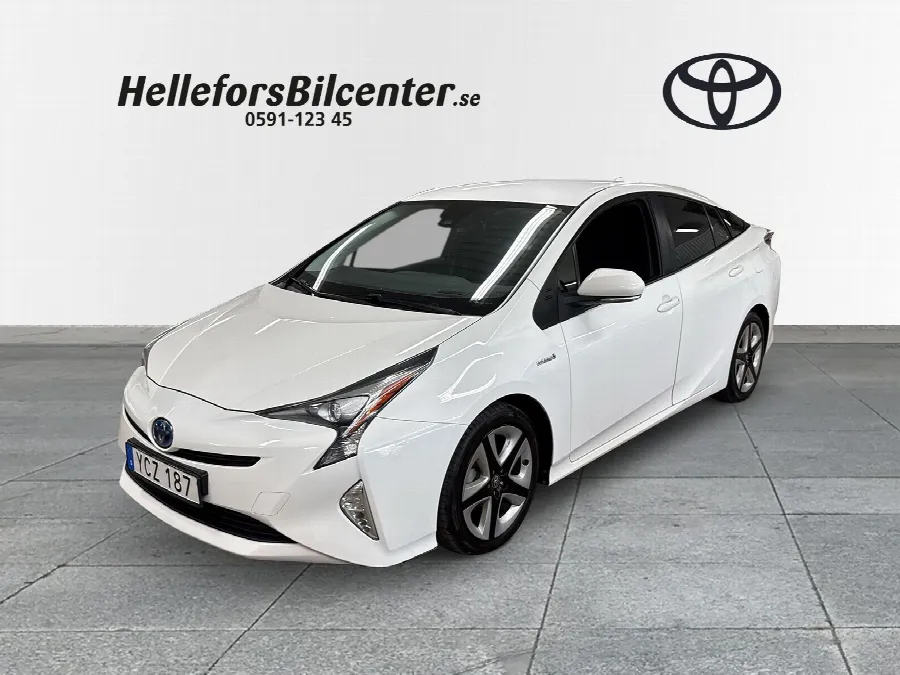 Toyota Prius Hybrid DRAG Motorv Vhjul HUD BSM, bild 1 av 12