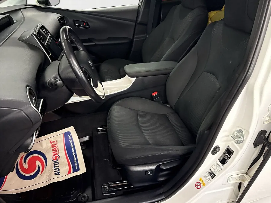 Toyota Prius Hybrid DRAG Motorv Vhjul HUD BSM, bild 12 av 12