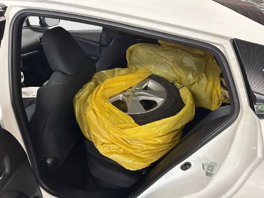 Toyota Prius Hybrid DRAG Motorv Vhjul HUD BSM, bild 11 av 12
