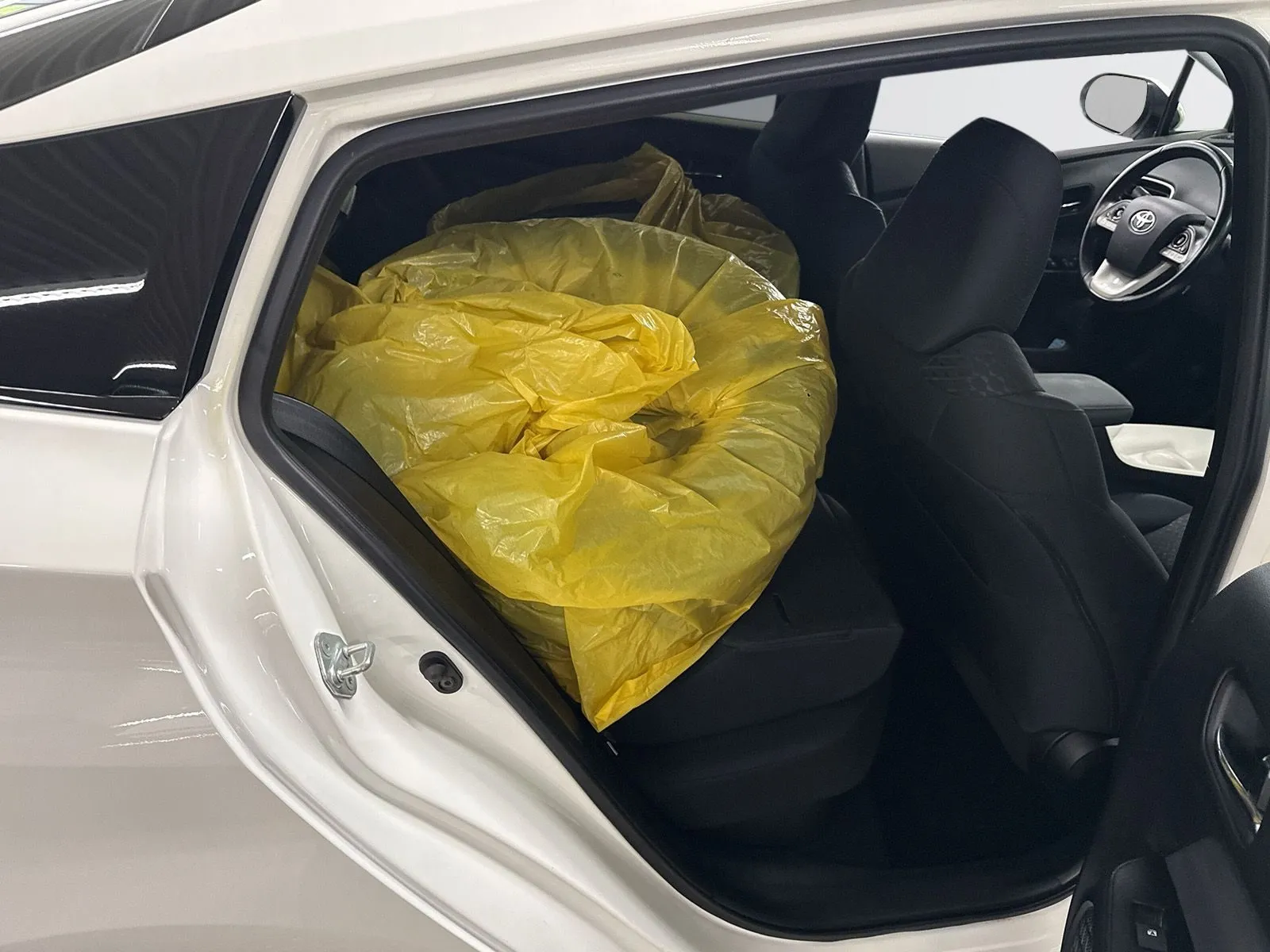 Toyota Prius Hybrid DRAG Motorv Vhjul HUD BSM, bild 7 av 12