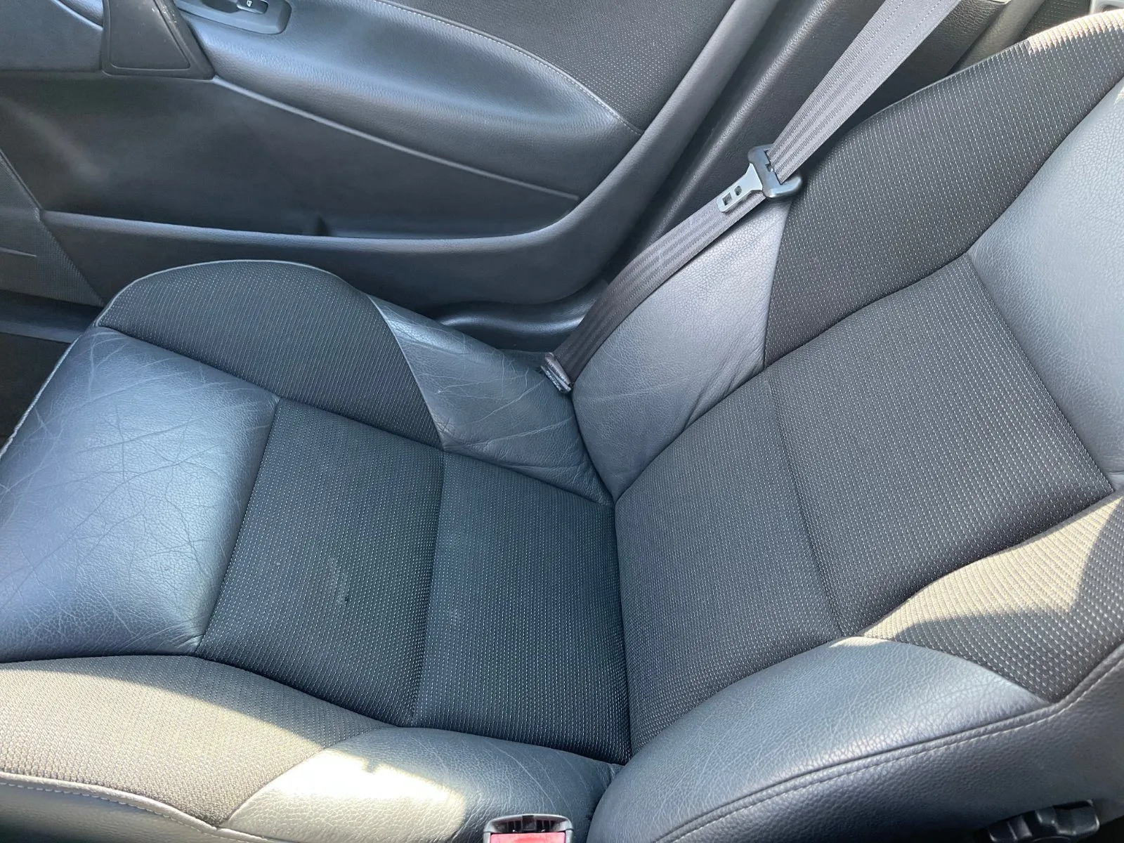 Volvo V70 2.4D Classic, Momentum II 2007, bild 9 av 12