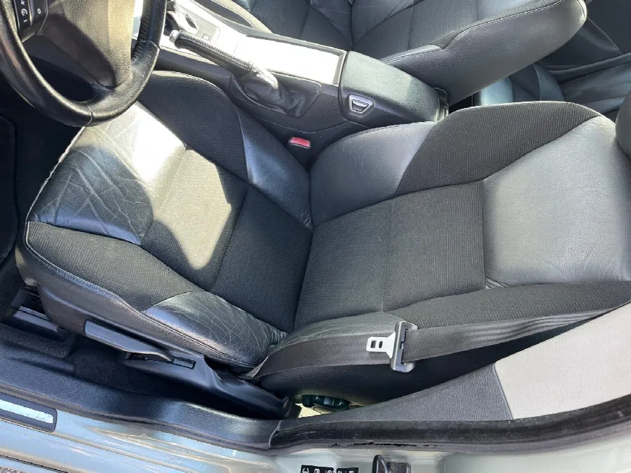 Volvo V70 2.4D Classic, Momentum II 2007, bild 8 av 12