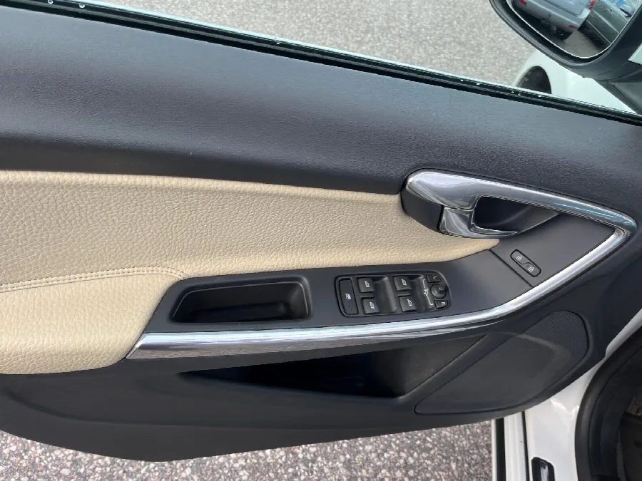 Volvo V60 I 2011 T4 Powershift Summum, bild 10 av 12