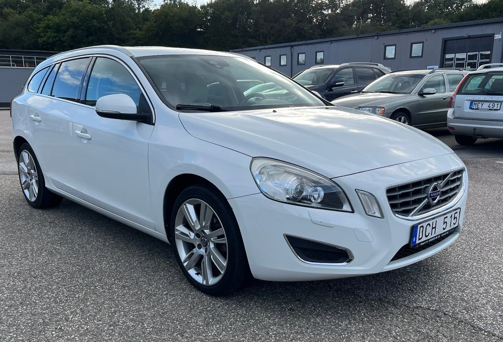 Volvo V60 I 2011 T4 Powershift Summum, bild 2 av 12