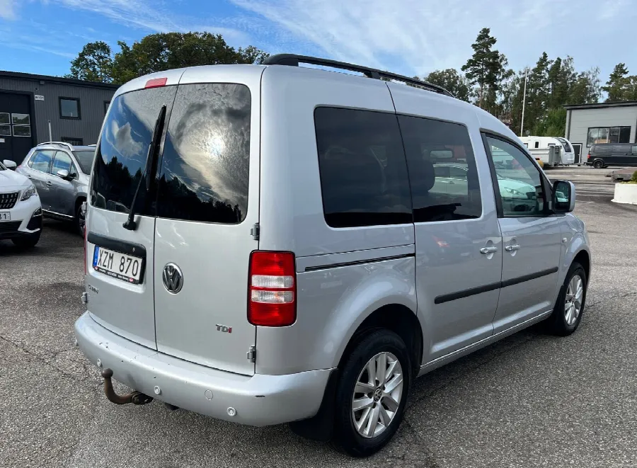 Volkswagen Caddy III 2012 1.6 TDI DPF, bild 3 av 11