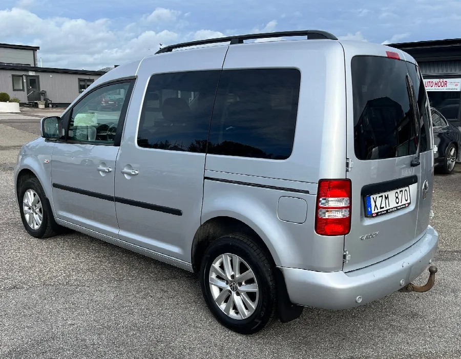 Volkswagen Caddy III 2012 1.6 TDI DPF, bild 4 av 11