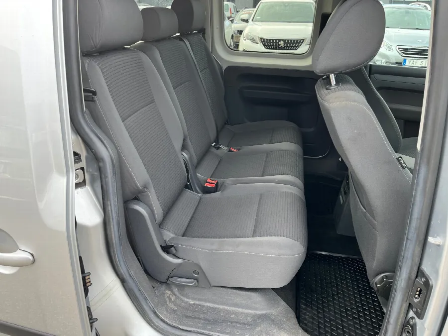 Volkswagen Caddy III 2012 1.6 TDI DPF, bild 6 av 11