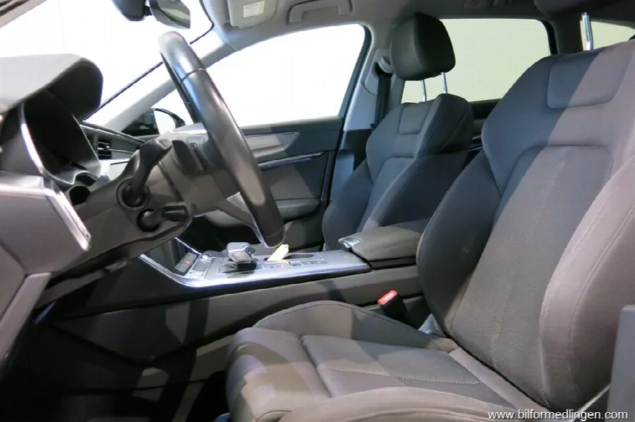 Audi A6 40 TDI Avant 204hk Drag Värmare, bild 10 av 12