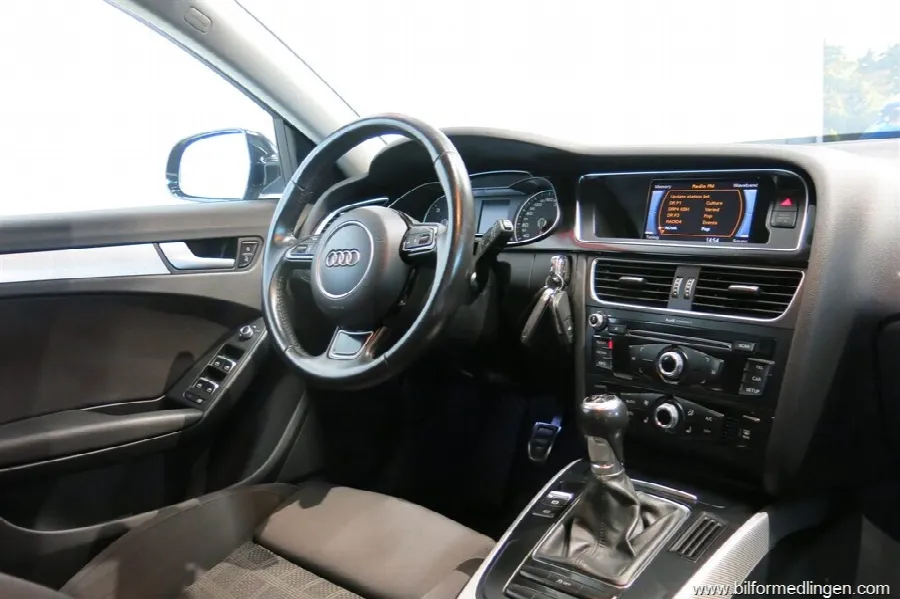 Audi A4 2.0 TDI Quattro 150hk S Line Drag, bild 7 av 12