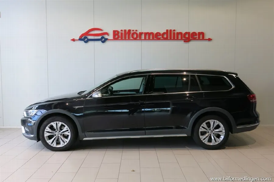 Volkswagen Passat Alltrack 2.0 TDI 4M 190hk DSG Drag, bild 1 av 12