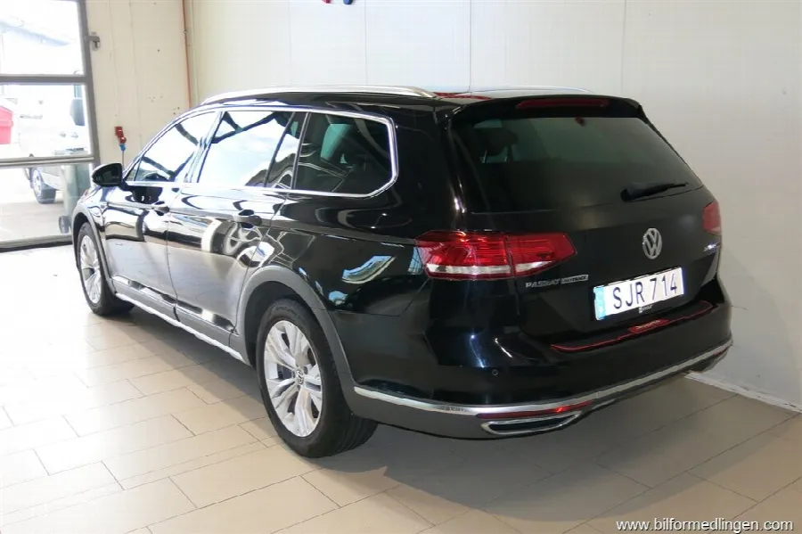 Volkswagen Passat Alltrack 2.0 TDI 4M 190hk DSG Drag, bild 4 av 12