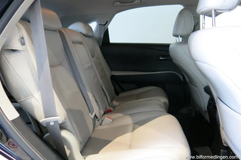 Lexus RX 450h AWD 299hk Drag V-Hjul Navi, bild 11 av 12