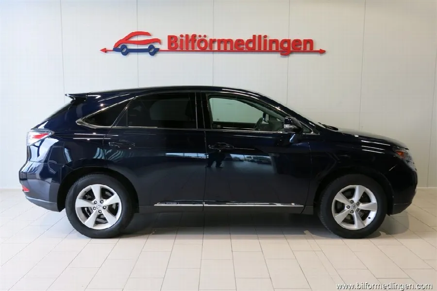 Lexus RX 450h AWD 299hk Drag V-Hjul Navi, bild 2 av 12