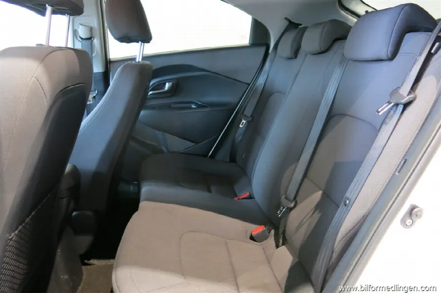 Kia Rio 1.2 CVVT 84hk AC V-Hjul, bild 8 av 12