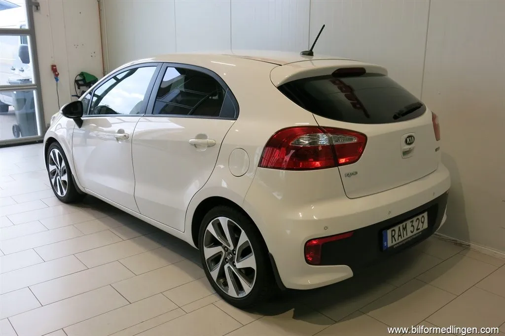 Kia Rio 1.2 CVVT 84hk AC V-Hjul, bild 6 av 12
