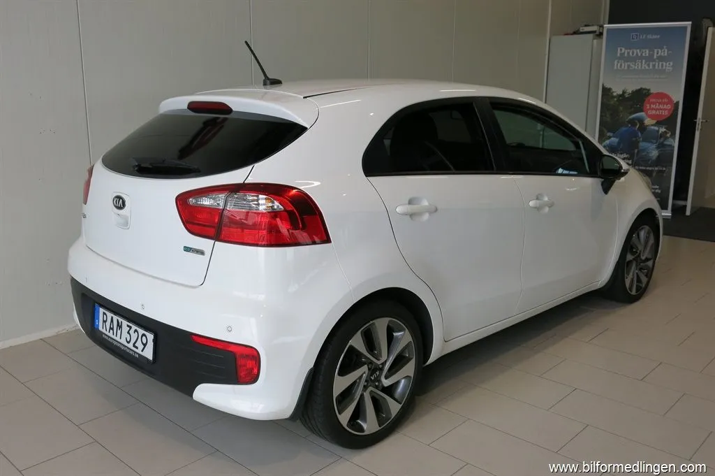 Kia Rio 1.2 CVVT 84hk AC V-Hjul, bild 5 av 12