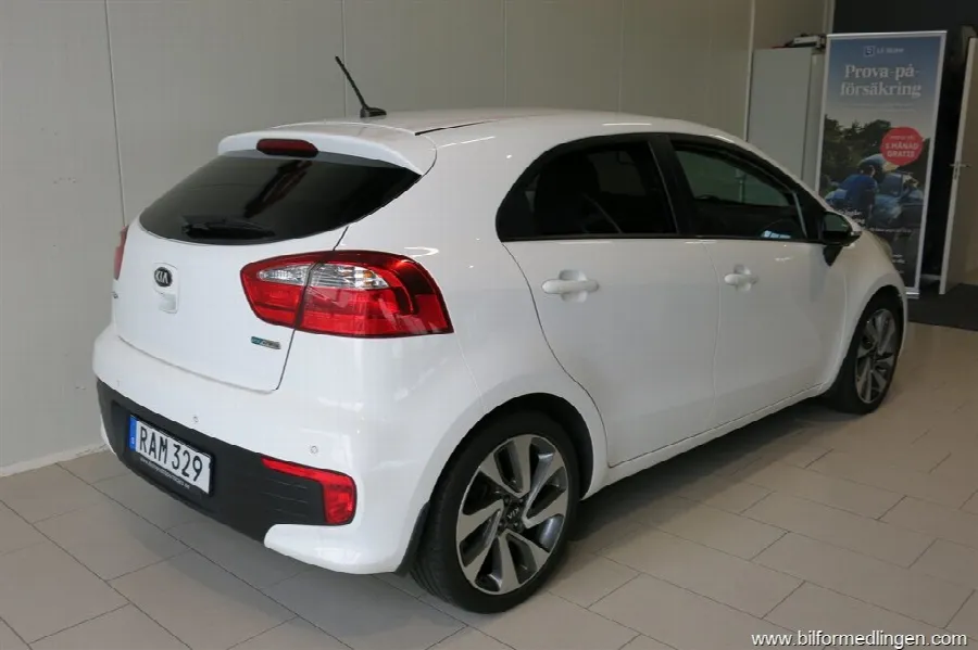 Kia Rio 1.2 CVVT 84hk AC V-Hjul, bild 5 av 12