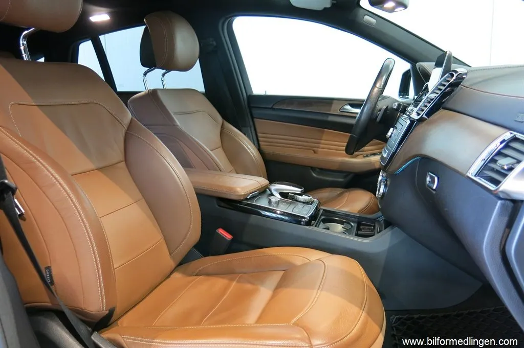 Mercedes-Benz GLE Coupé 350 d 4M 258hk AMG Drag Värmare Navi m.m, bild 7 av 12