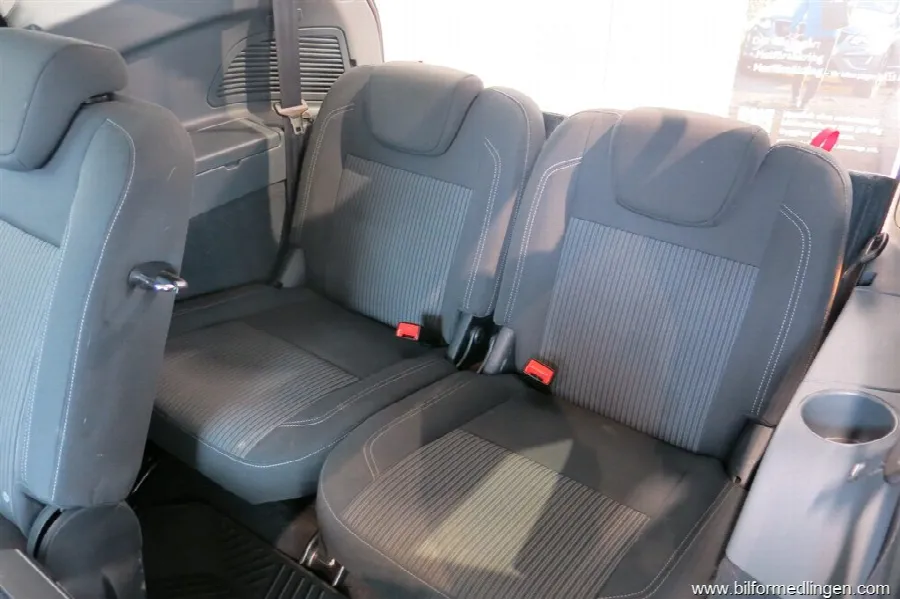 Ford Grand C-Max 2.0 TDCi 115hk Aut. 7 sits V-Hjul, bild 12 av 12