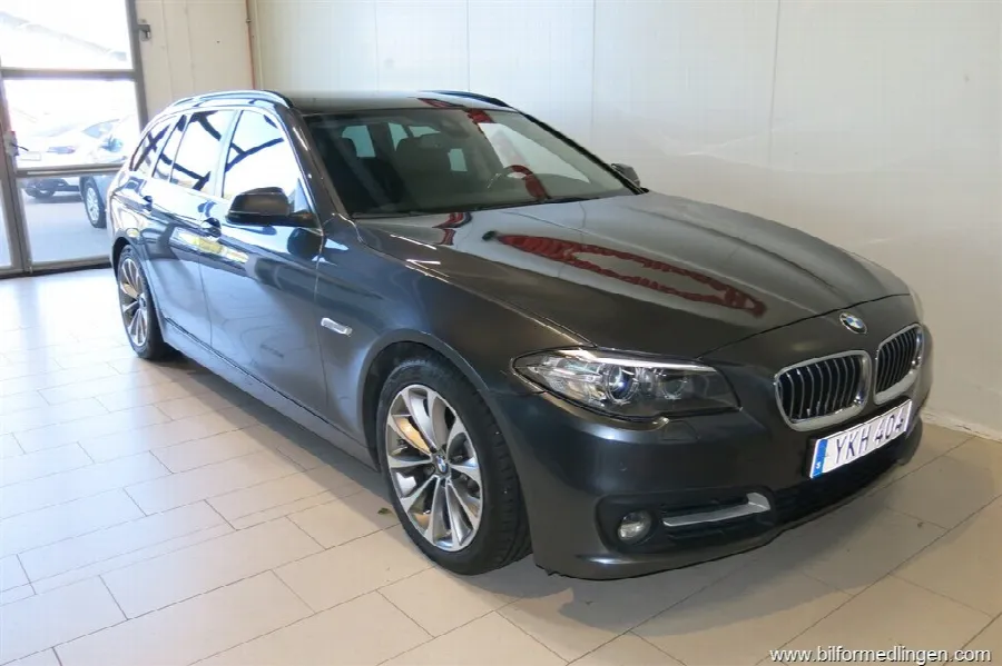 BMW 520 d xDrive 190hk Skinn Navi V-Hjul, bild 6 av 12