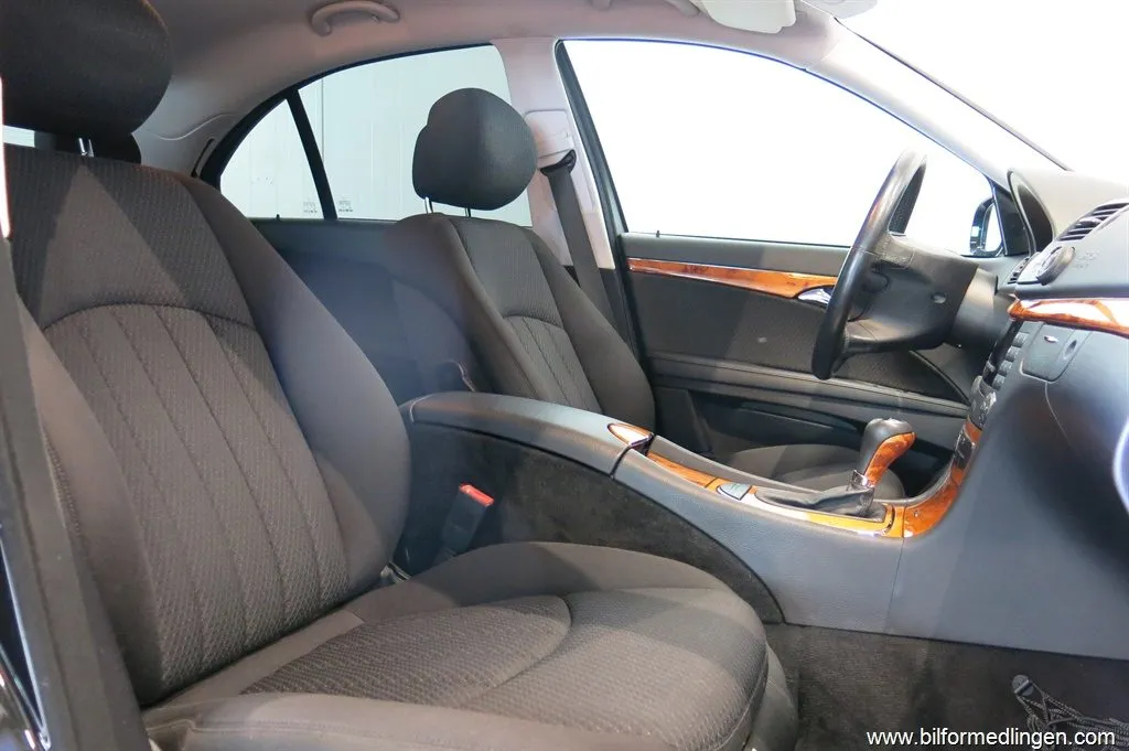 Mercedes-Benz E 350 272Hk Automat ACC, bild 11 av 12