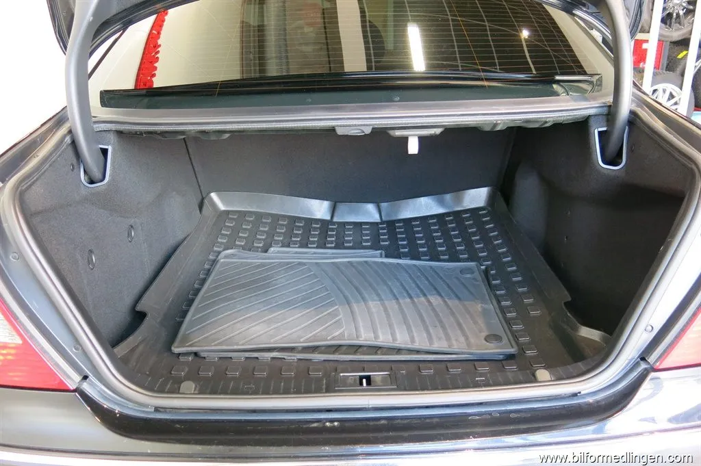Mercedes-Benz E 350 272Hk Automat ACC, bild 12 av 12