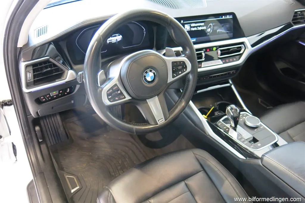 BMW 330e 292hk G20 Luxury Line Navi V-Hjul iPerformance, bild 7 av 12